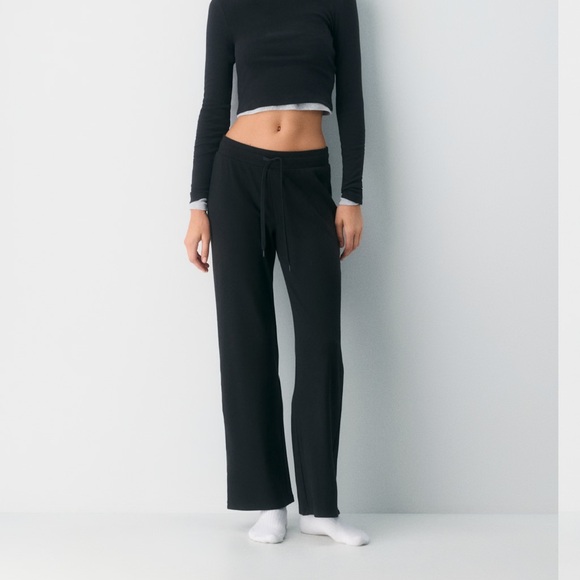 Aritzia Pants - Aritzia Wilfred Lounge Pant